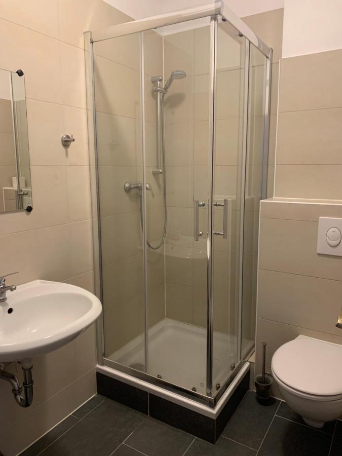 Hotel Plovdiv เบอร์ลิน ภายนอก รูปภาพ